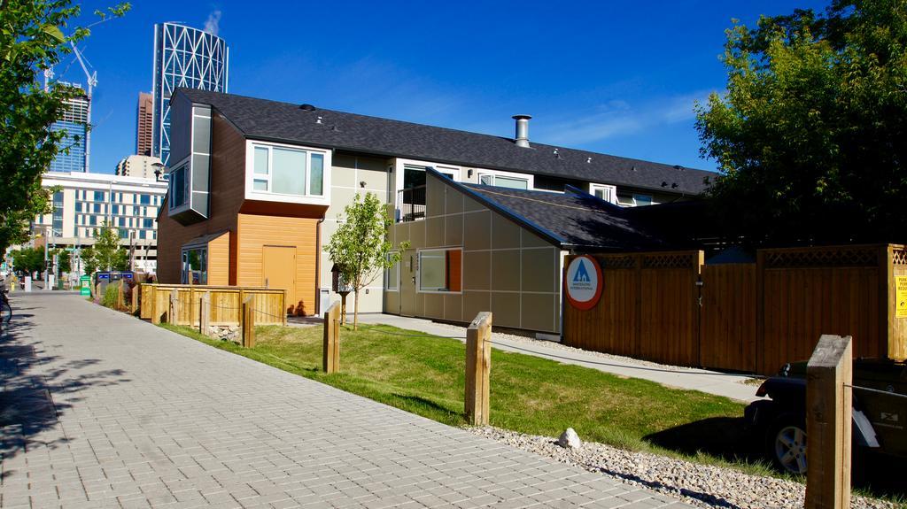 Hi Calgary City Centre - Hostel Exterior foto